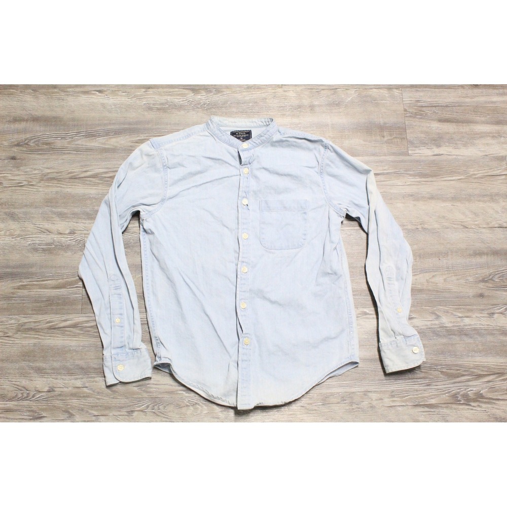 Abercrombie & Fitch Shirt Mens XS Light Wash Blue Denim Button Down Long Sleeve
